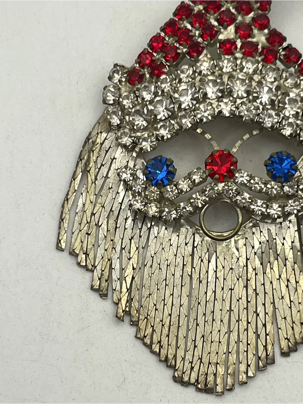 Santa Claus Christmas articulated fringe chain beard rhinestone brooch pin